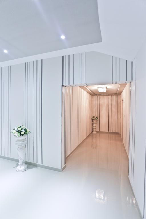 Hotel Martini Zagreb Hotel And Restaurant セスヴェテ エクステリア 写真
