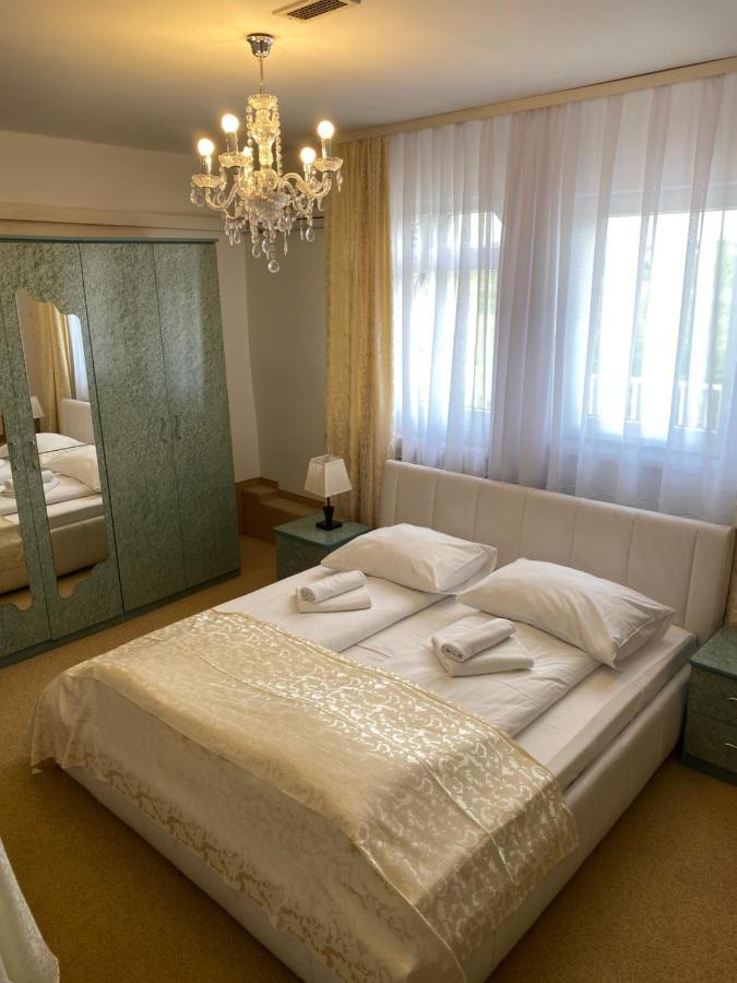 Hotel Martini Zagreb Hotel And Restaurant セスヴェテ エクステリア 写真