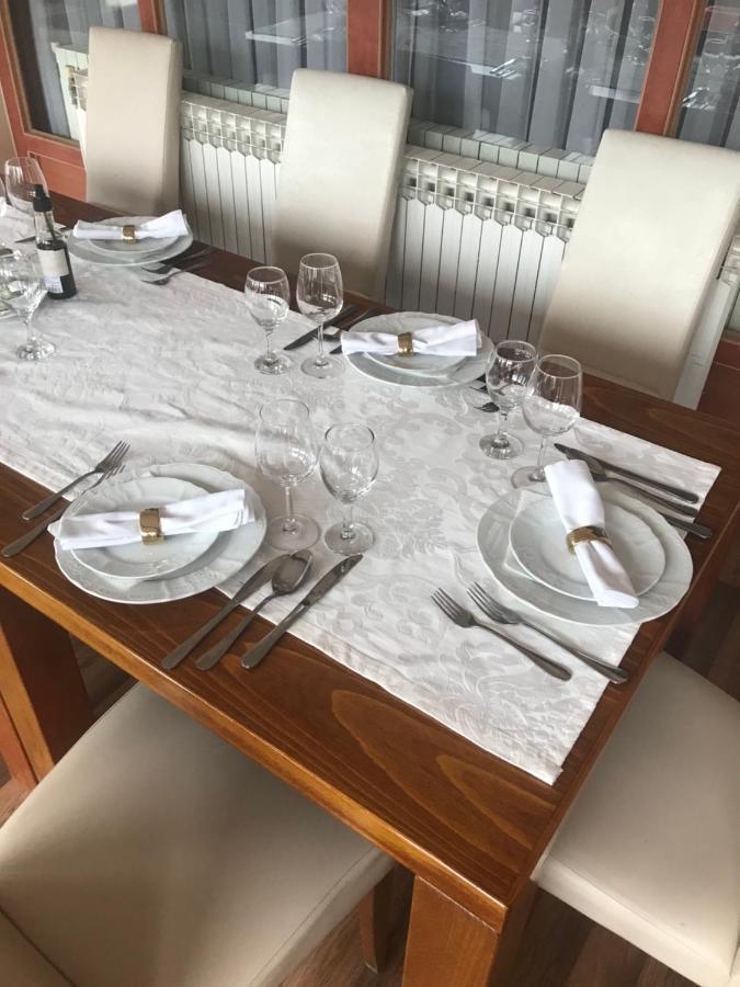 Hotel Martini Zagreb Hotel And Restaurant セスヴェテ エクステリア 写真
